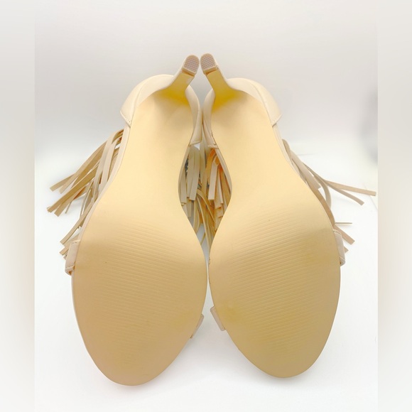 Steve Madden Studded Fringe high heels in nude color. NWOT - Picture 5 of 5